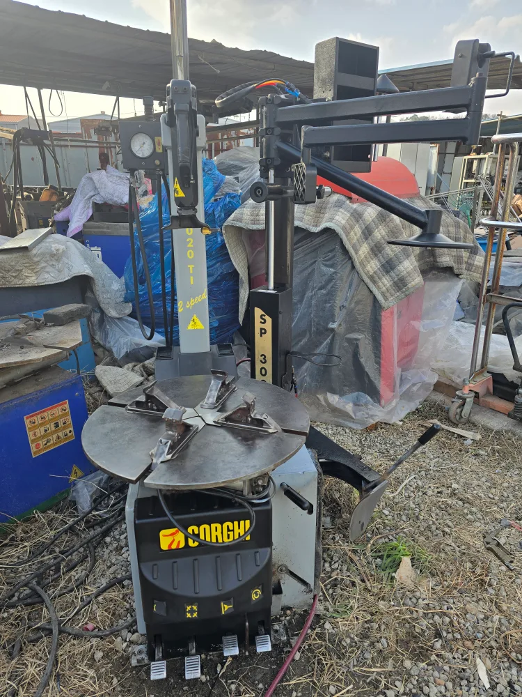 CORGHI 2020TI SP300 타이어 탈착기 중고
