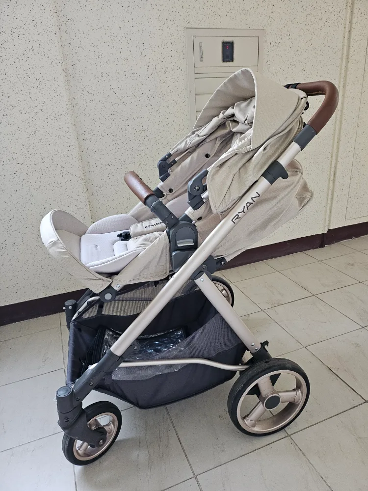 리안솔로 절중형 2023 유모차