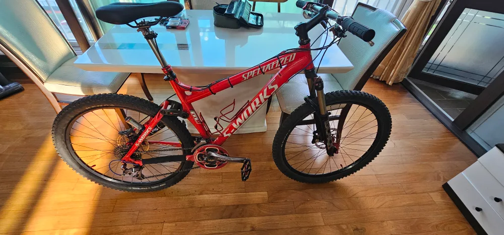 스페셜라이즈드 S-Works 자전거