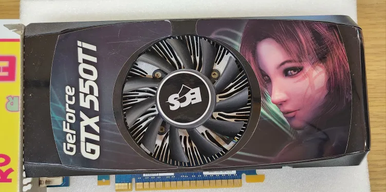 중고 GTX 550 Ti 그래픽카드