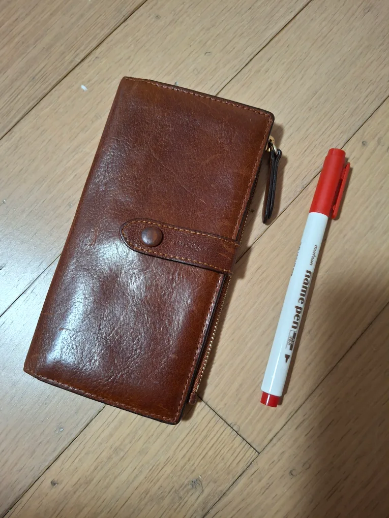 실용적인 몽삭 가죽 장지갑