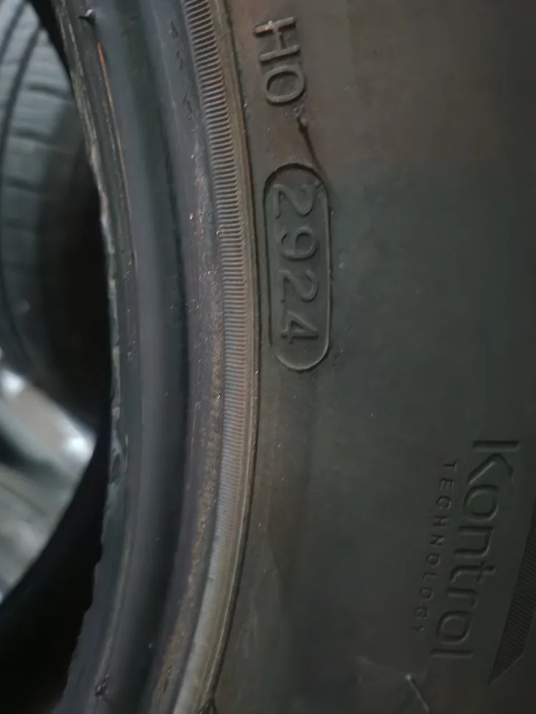 235 55 19 중고타이어