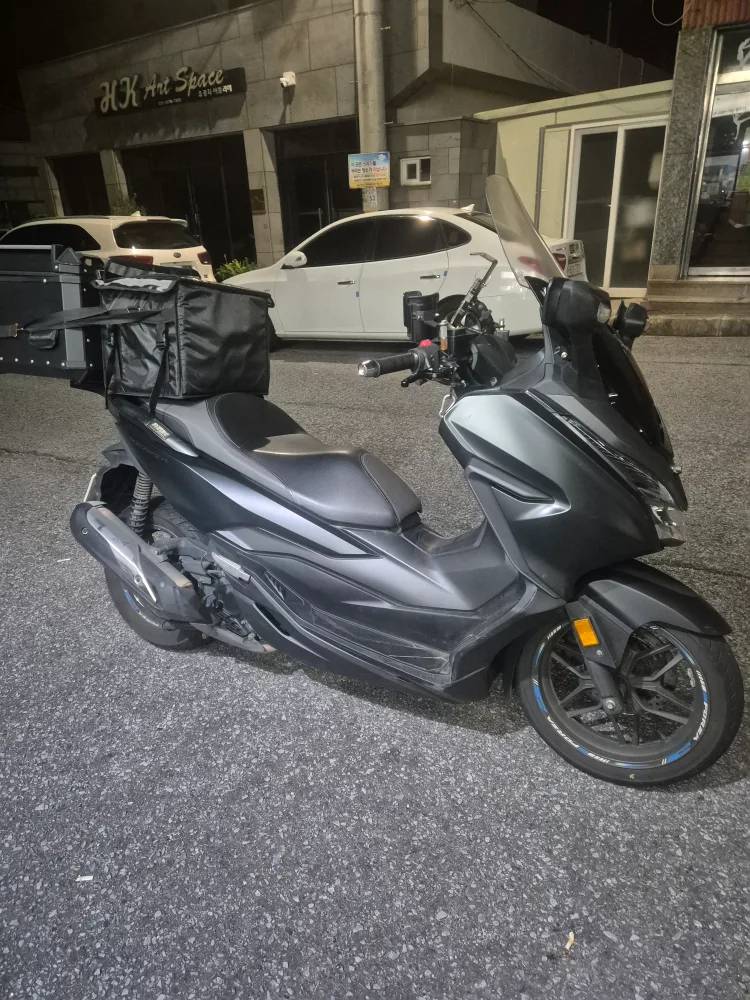 혼다 포르자300 스쿠터 팔아요