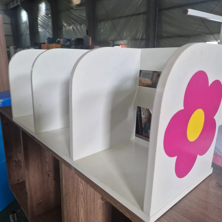 예쁜 책꽂이 팝니다