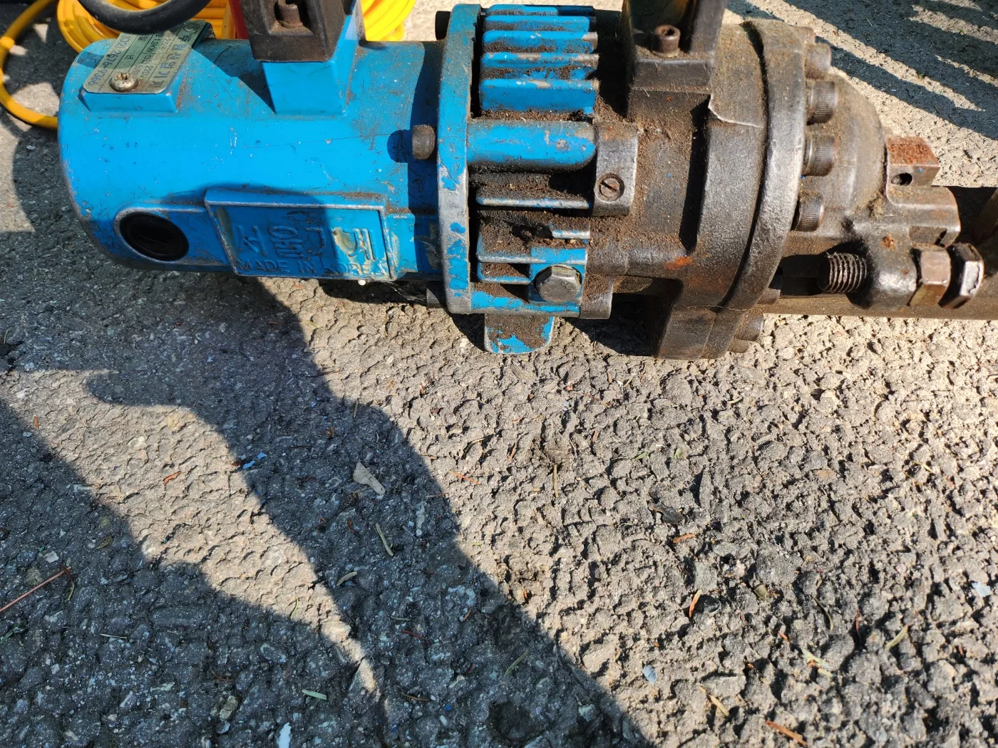 서울기계 HANDY-25 핸디 25mm 철근절단기 중고입니다