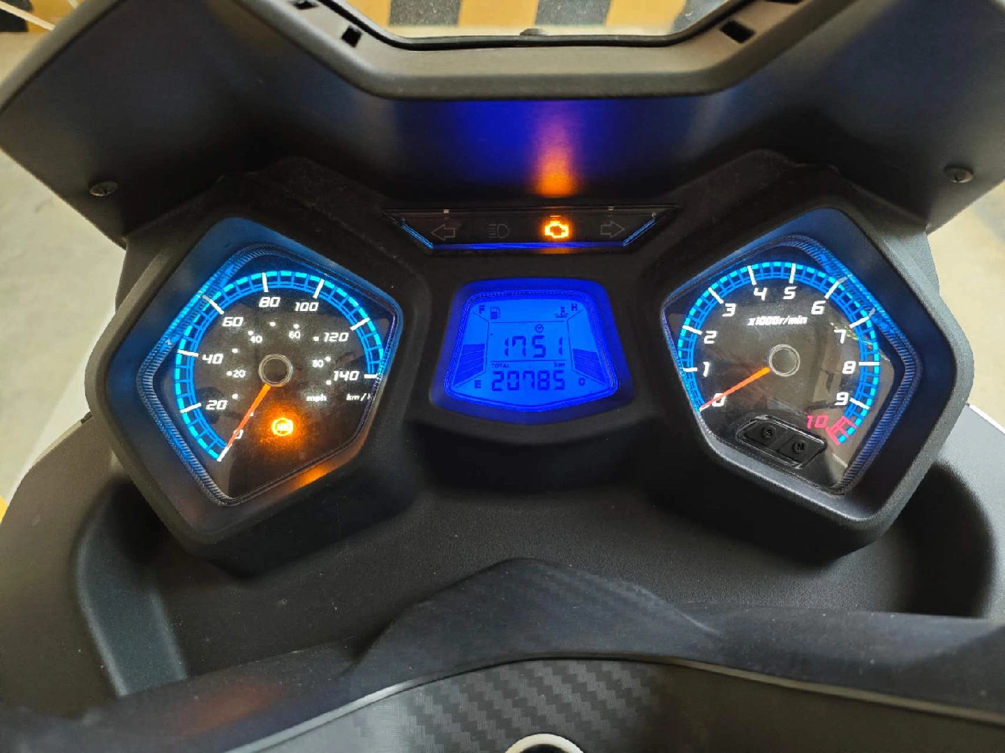 킴코 다운타운 X+ 125 스쿠터 오토바이 | 스포츠/레저 | 당근 중고거래