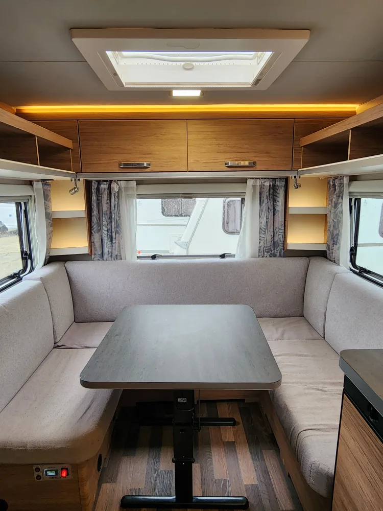 중고카라반 바인스버그 카라원450FU 21년