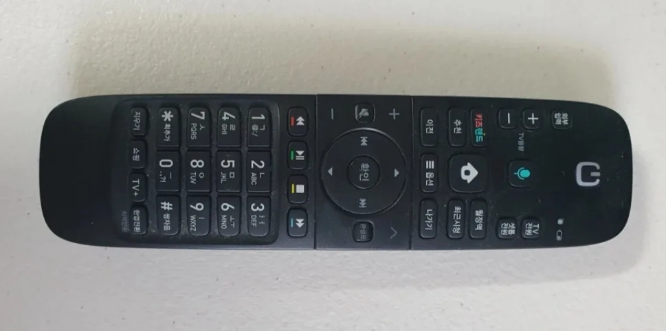 올레 리모컨 필요하면 갖다드립니다  ㅅ새거같은  중고입니다