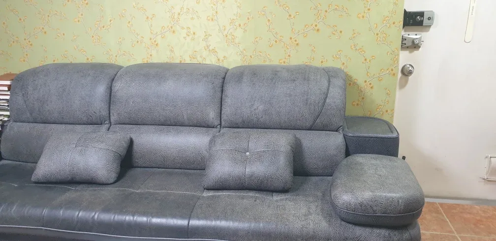 4인  쇼파  중고 이사관계로 나눔합니다