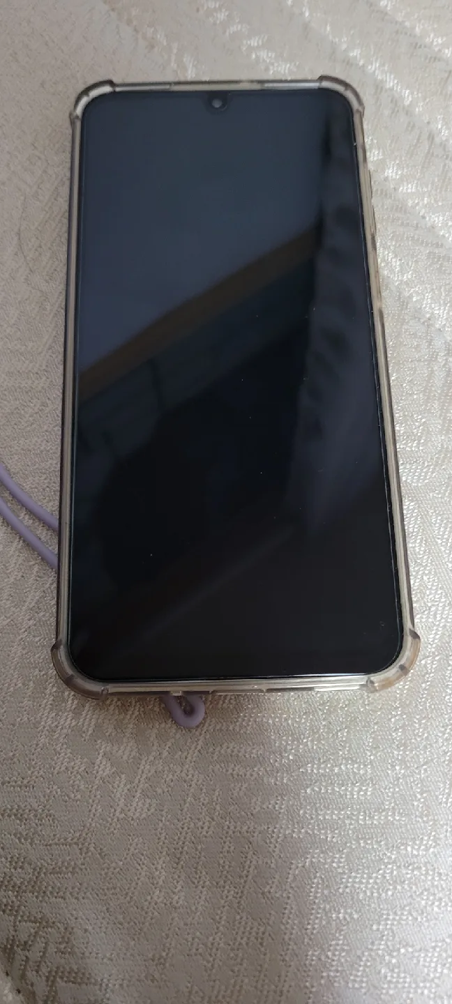 쿨거래시 12만.  갤럭시 버디 4. 128기가 6램스마트폰 중고