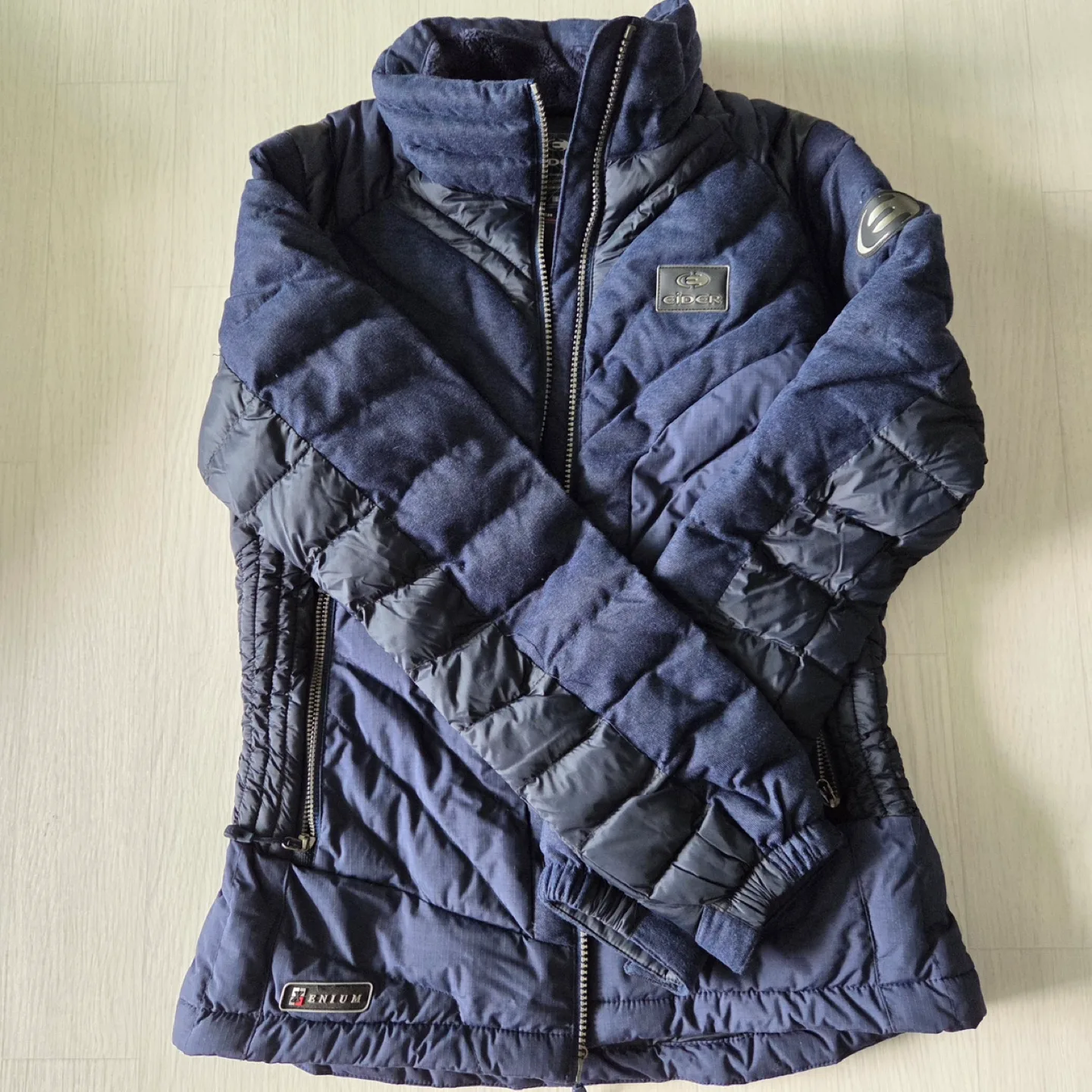 아이더 겨울 여성패딩 S