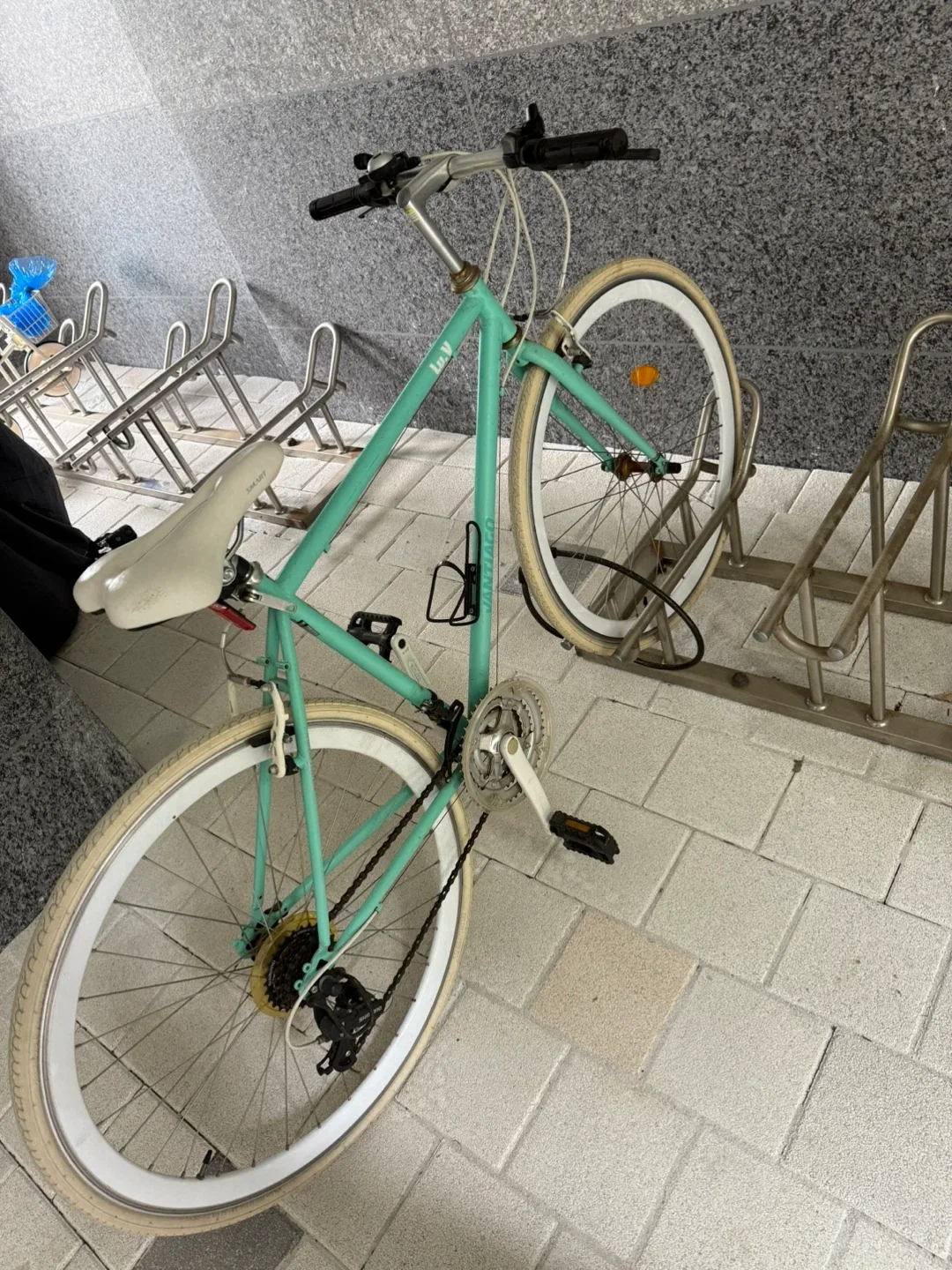 자전거 판매합니다.