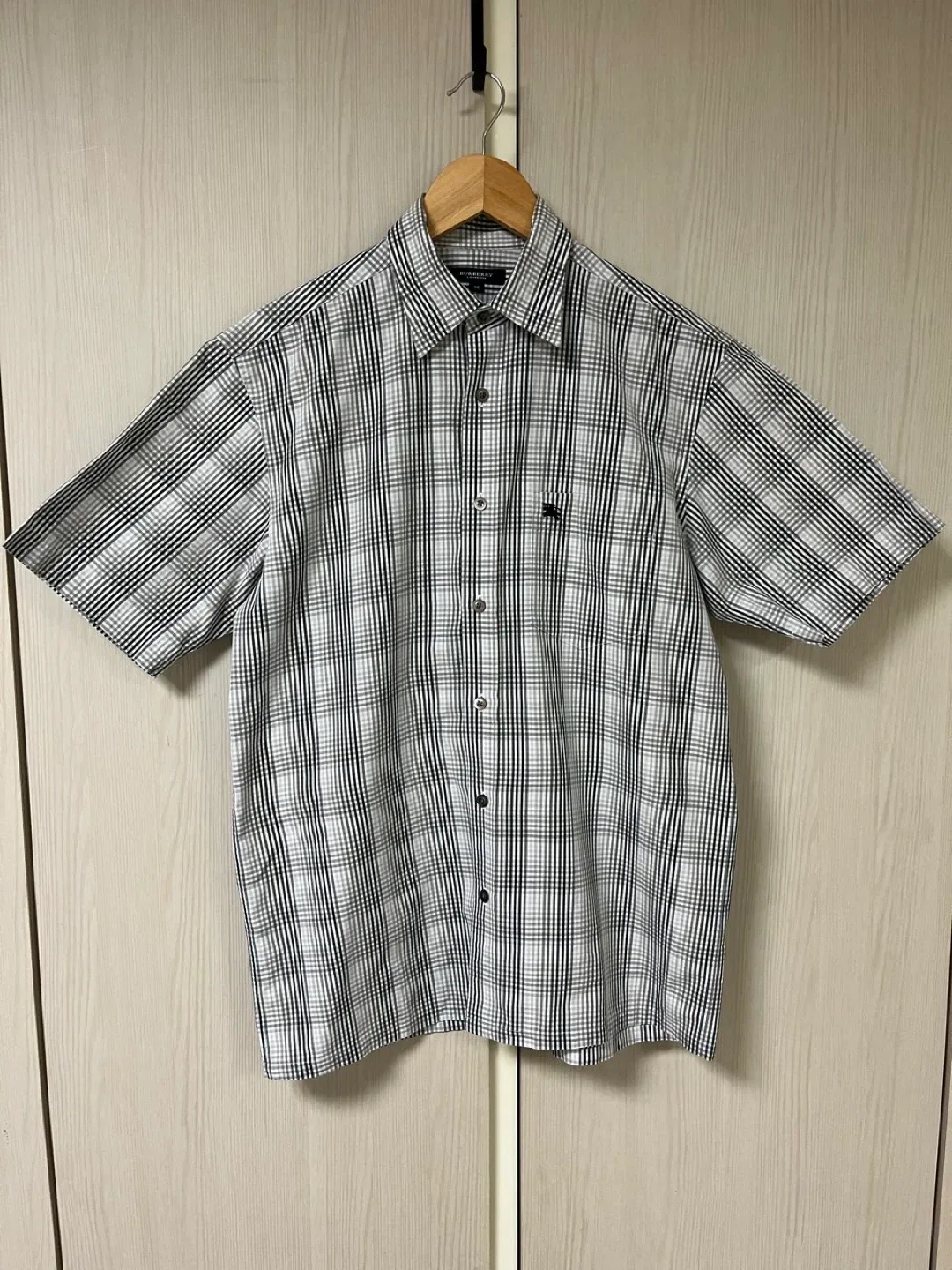 버버리 반팔 셔츠