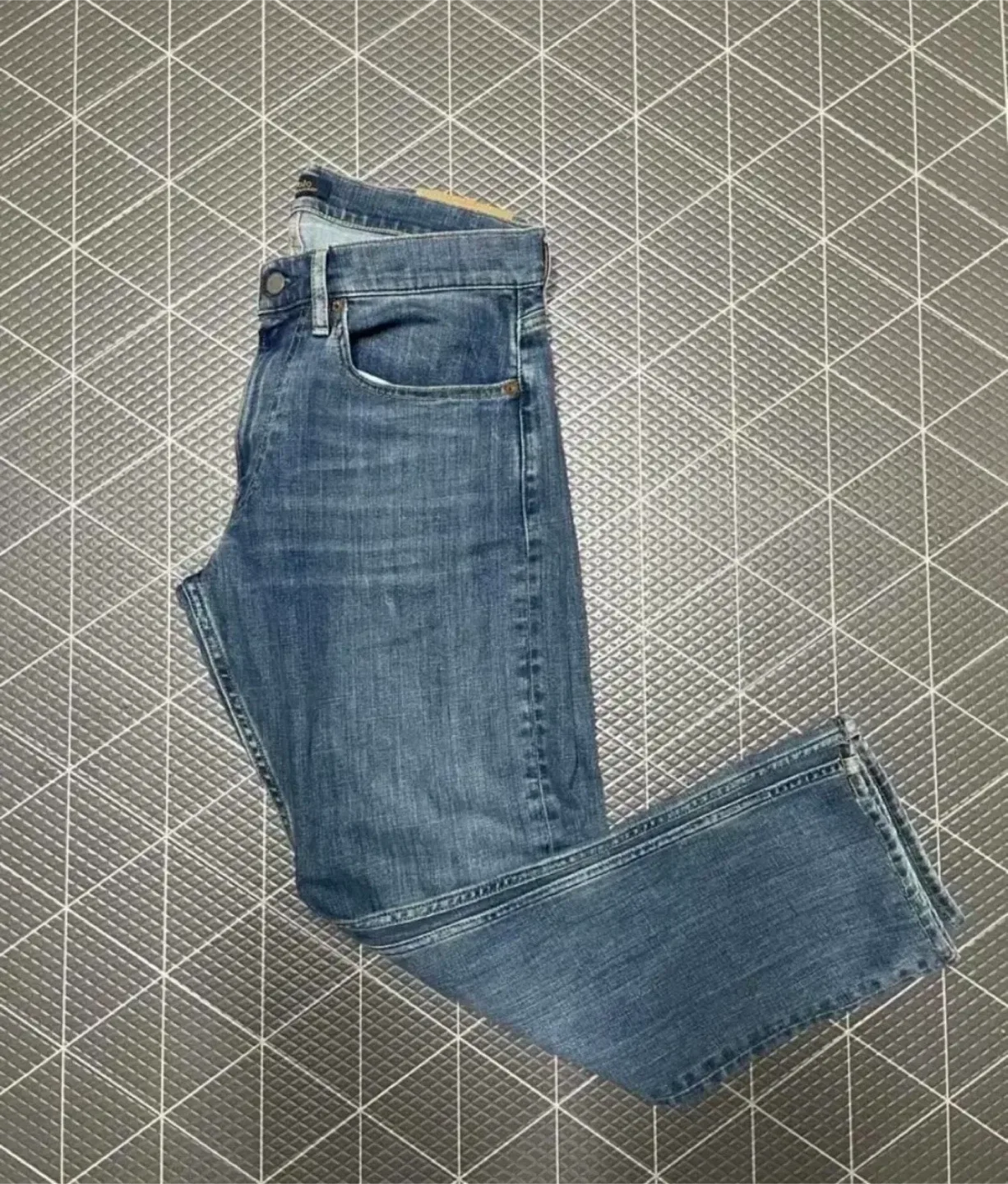 [중고] 폴로 청바지  허리 : 31 기장 : 사진첨부(오차 있을 수 있음)