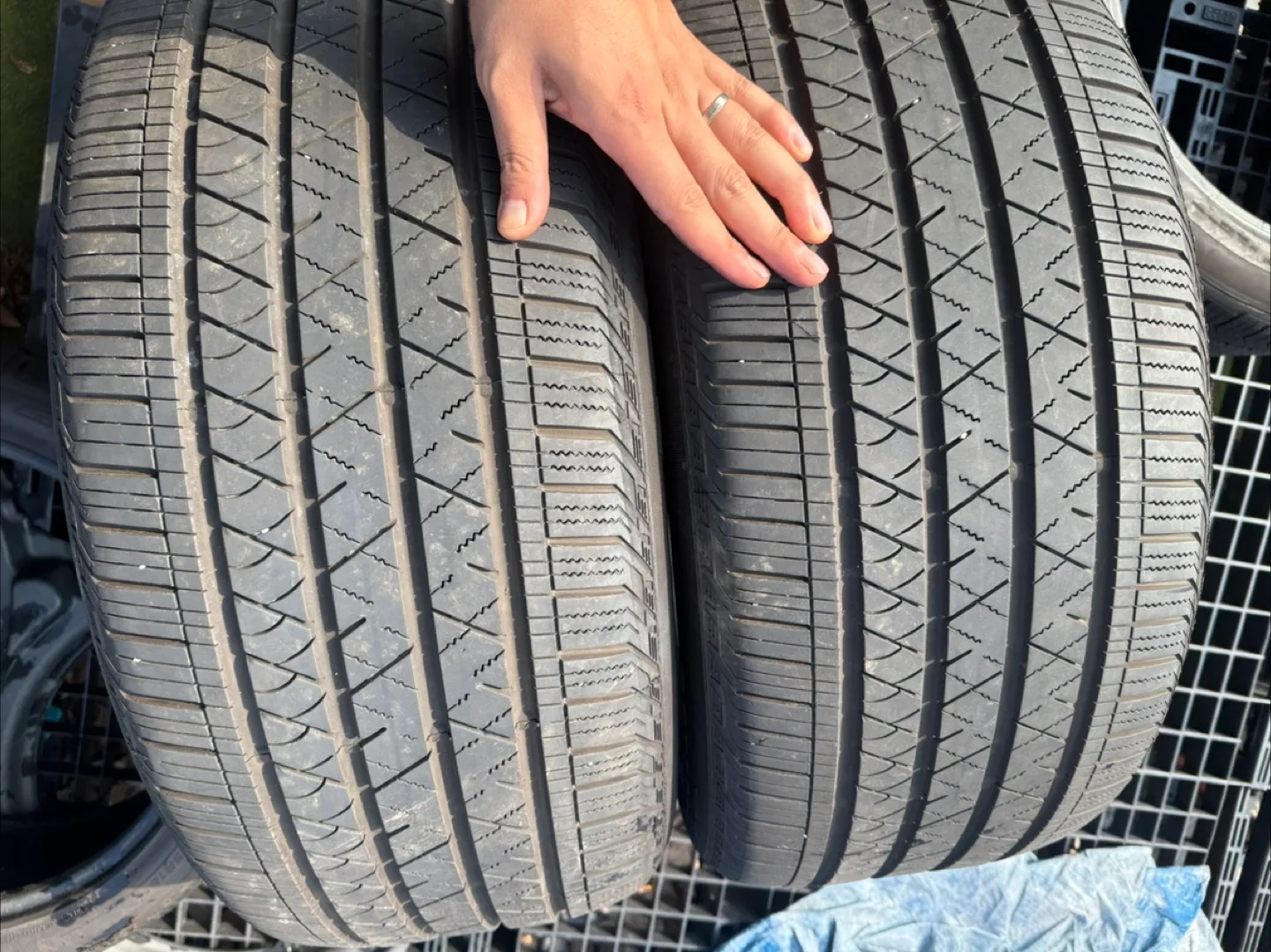 Continental 타이어 275/45R20