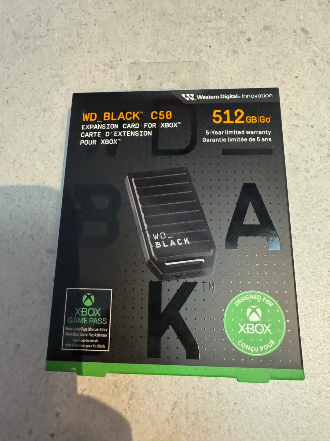 XBOX WD 외장 SSD 512GB  미개봉 새제품 팝니다.