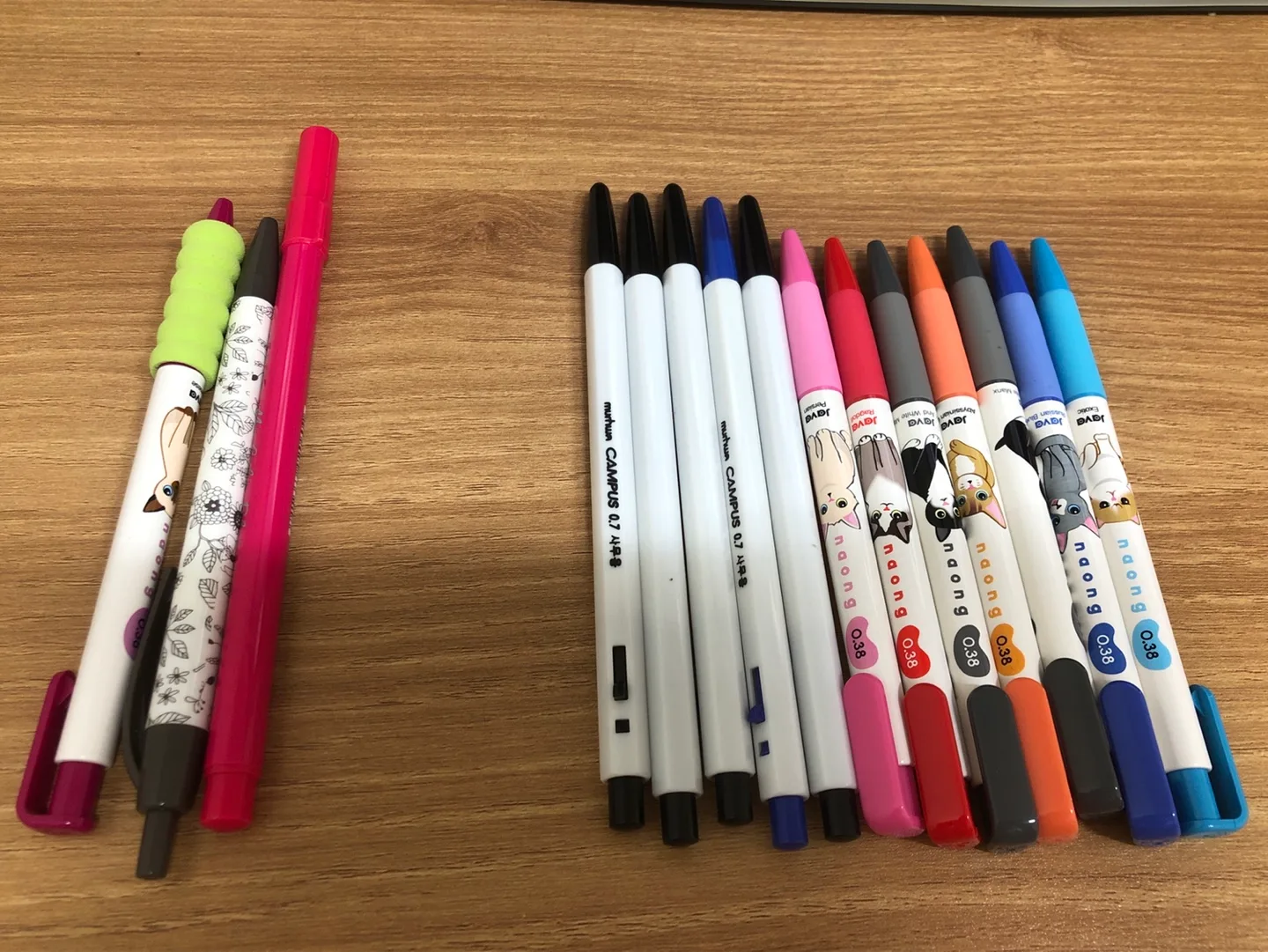 새)자바펜0.38mm컬러심 7개+모나미0.7mm5개+중고펜3개