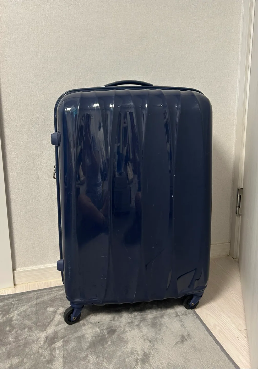 아메리칸 투어리스터 27인치 확장형 캐리어