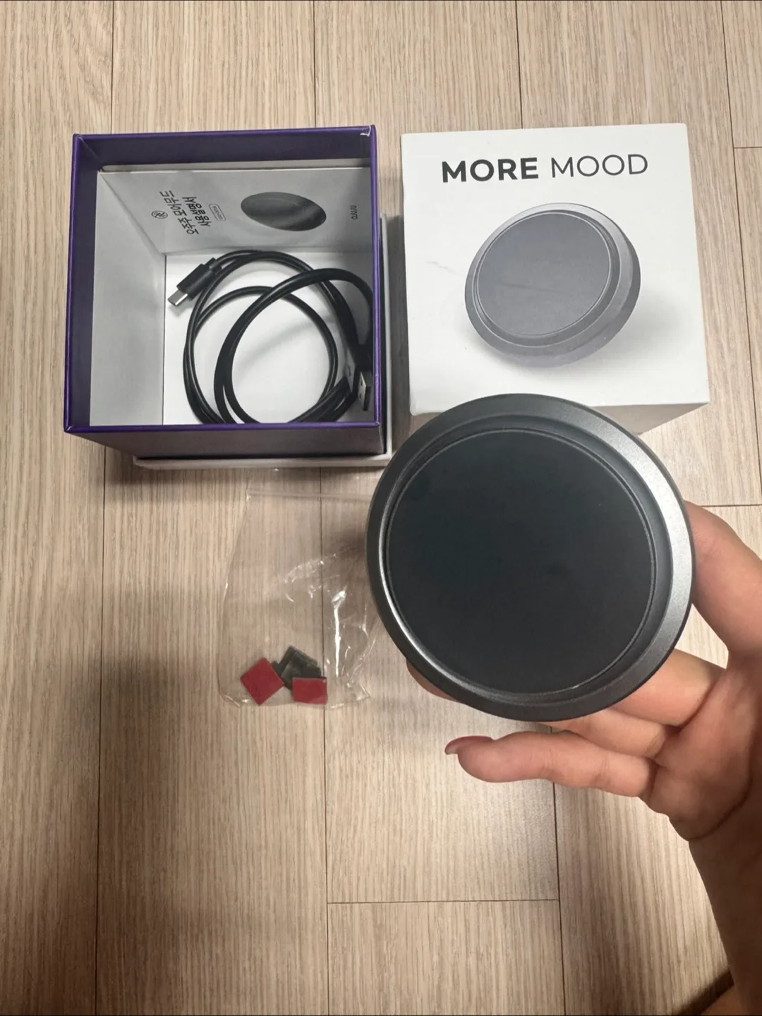 오주주 차량용 맥세이프 무선 충전 거치대