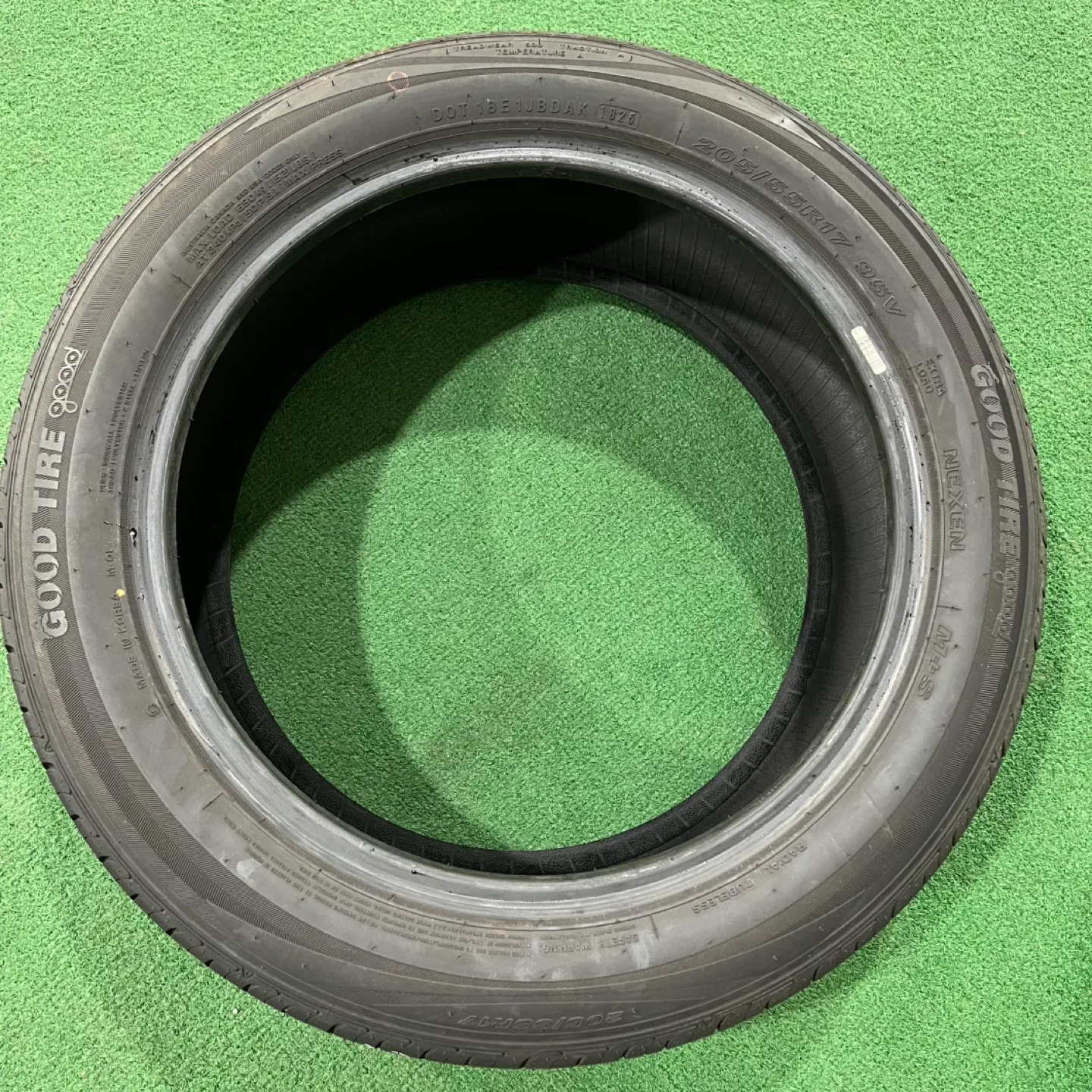 굿이어 넥센 205/55R17 중고타이어