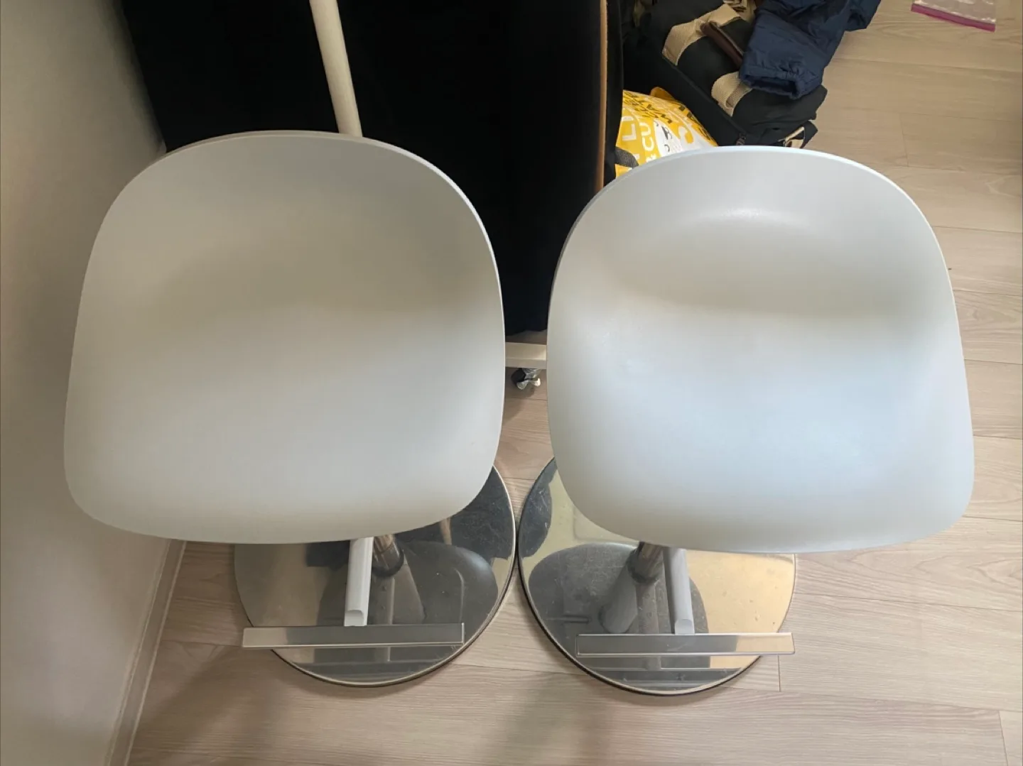 이케아 야닝에 바 의자 2개