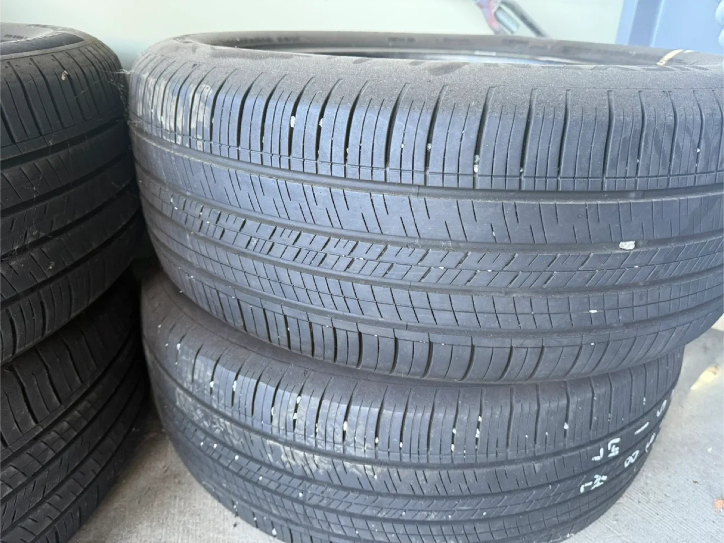 중고 타이어 225/55/18