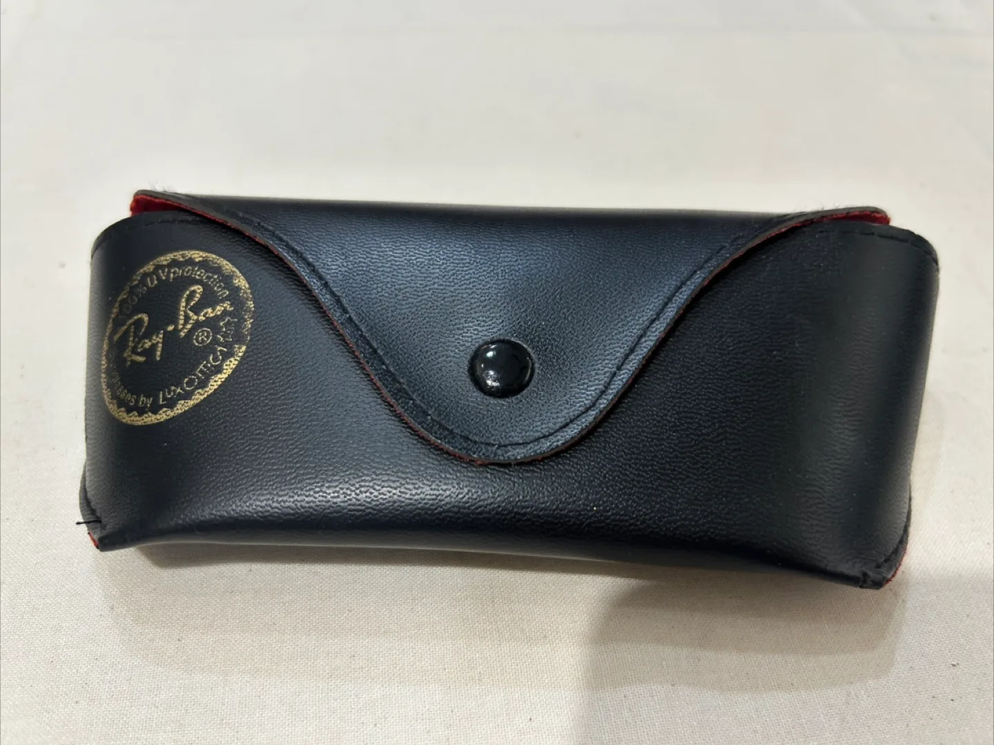 정품 레이벤 선글라스 케이스 Made in Italy. 컨디션최상 제니