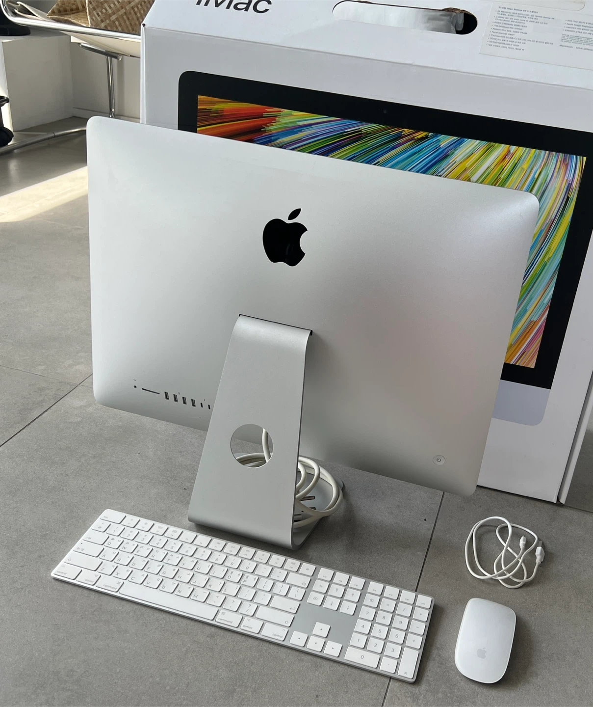 아이맥 21.5형 iMac 4K Retina 새상품급!