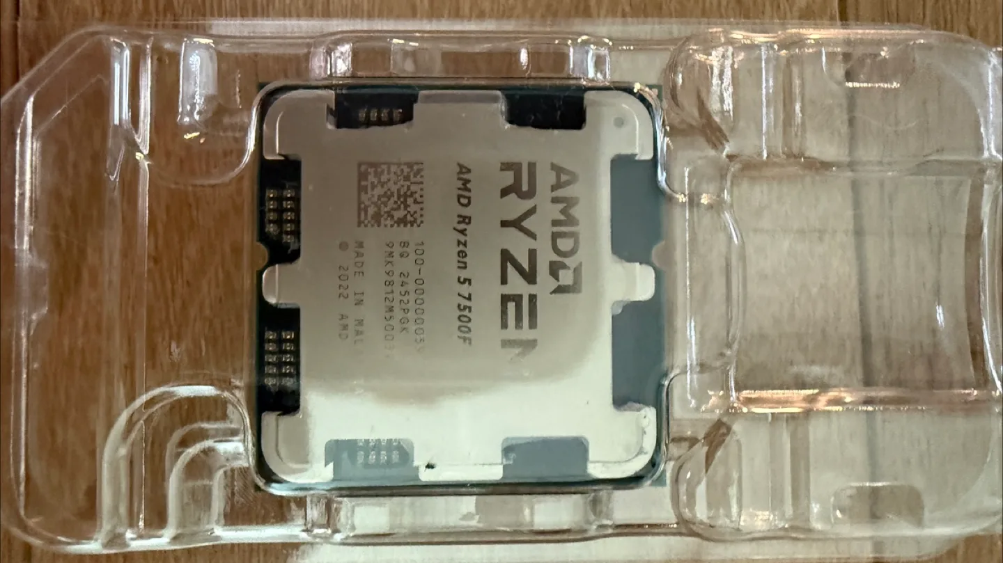 AMD 라이젠5 7500F CPU 팝니다.