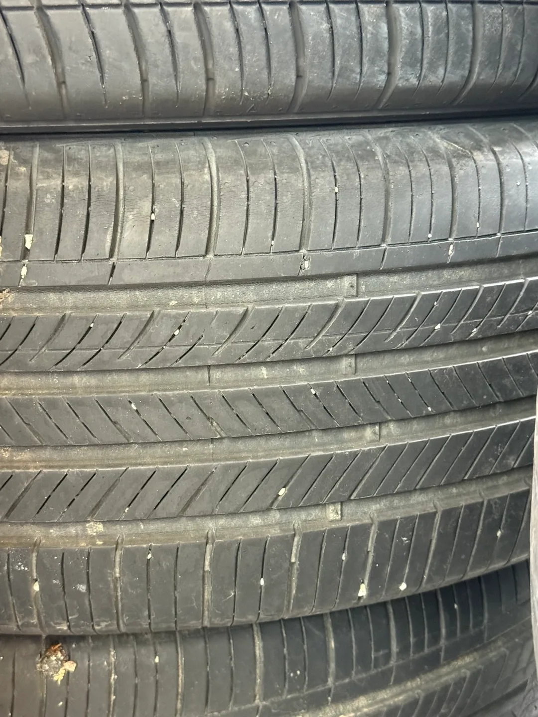 235/55/19 한국타이어 중고