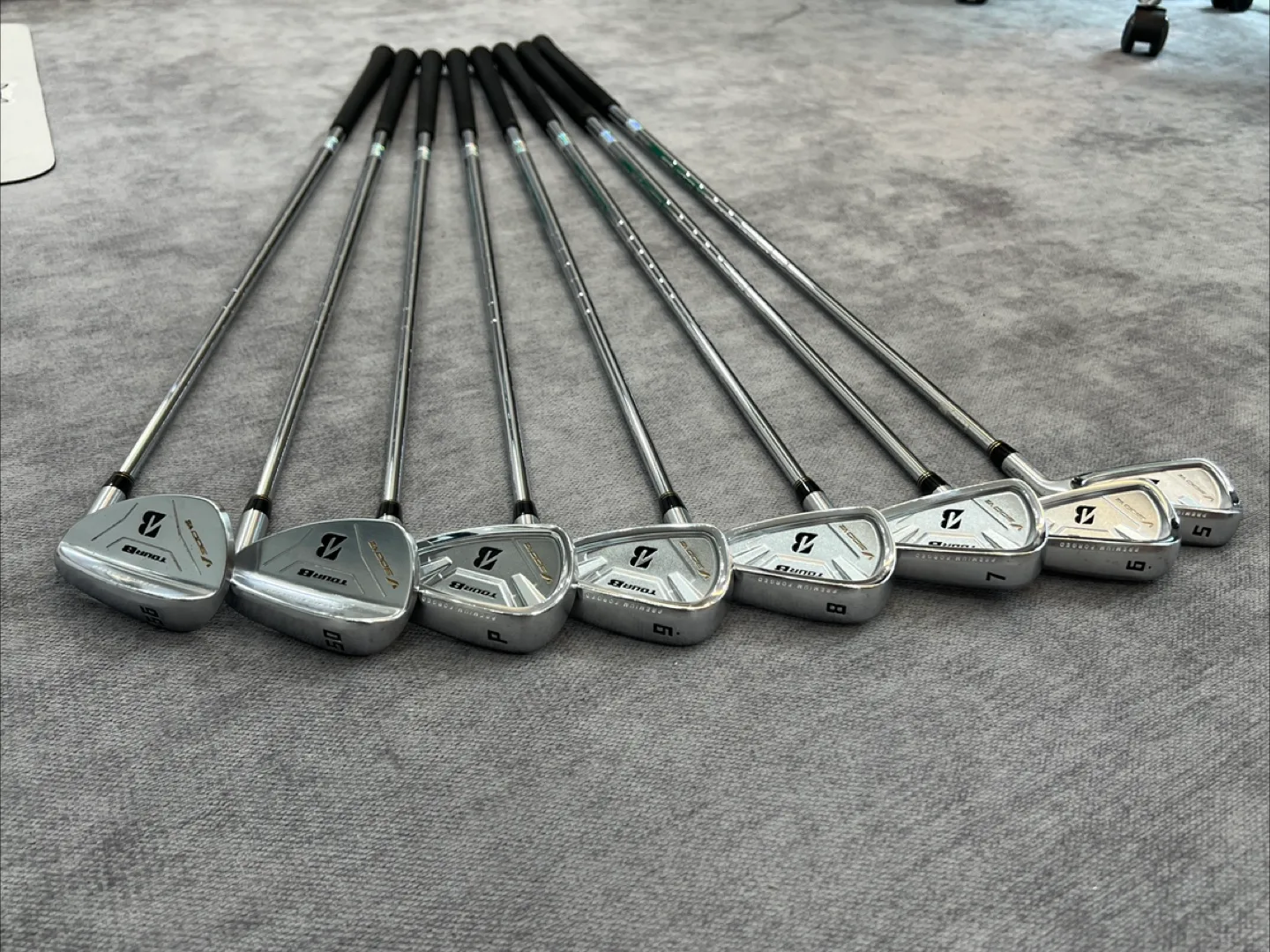 브릿지스톤 V300 7세대 아이언