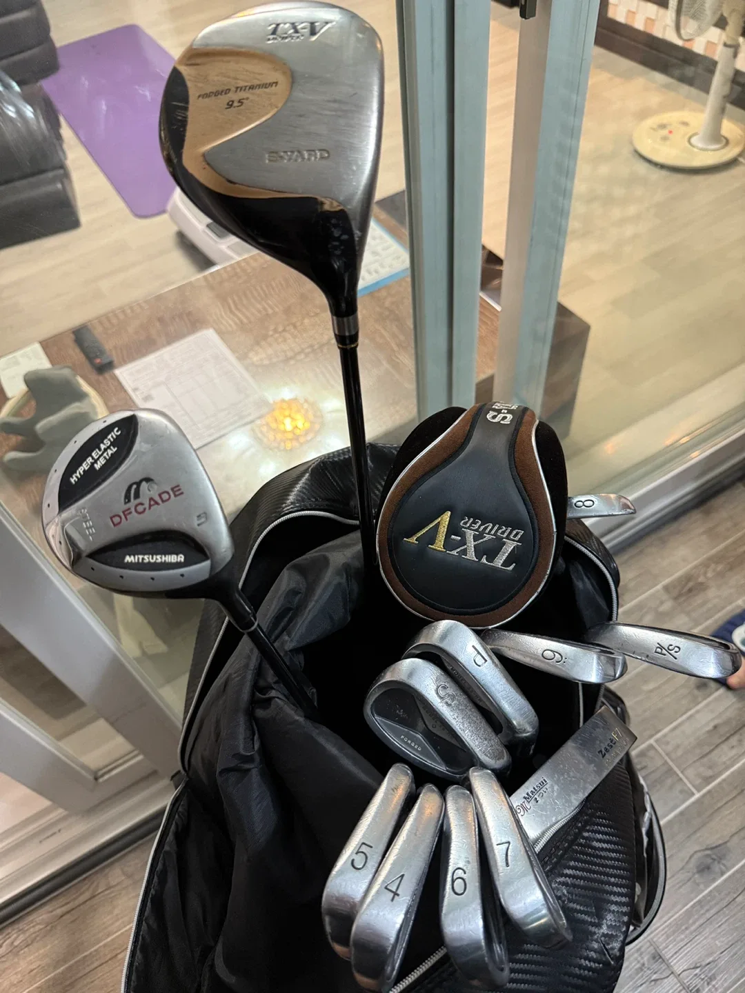 골프채 풀세트 (Matsui 가방+ 우드 + 드라이버 + 아이언) 중고 가격보다 싸게 올립니다(급매)