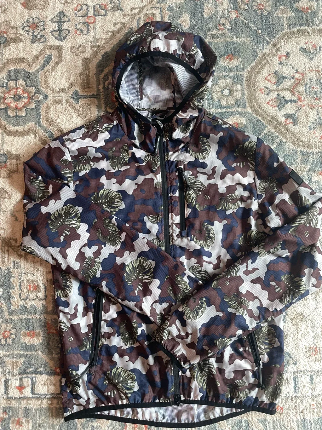 푸마바람막이 (중고.us M)