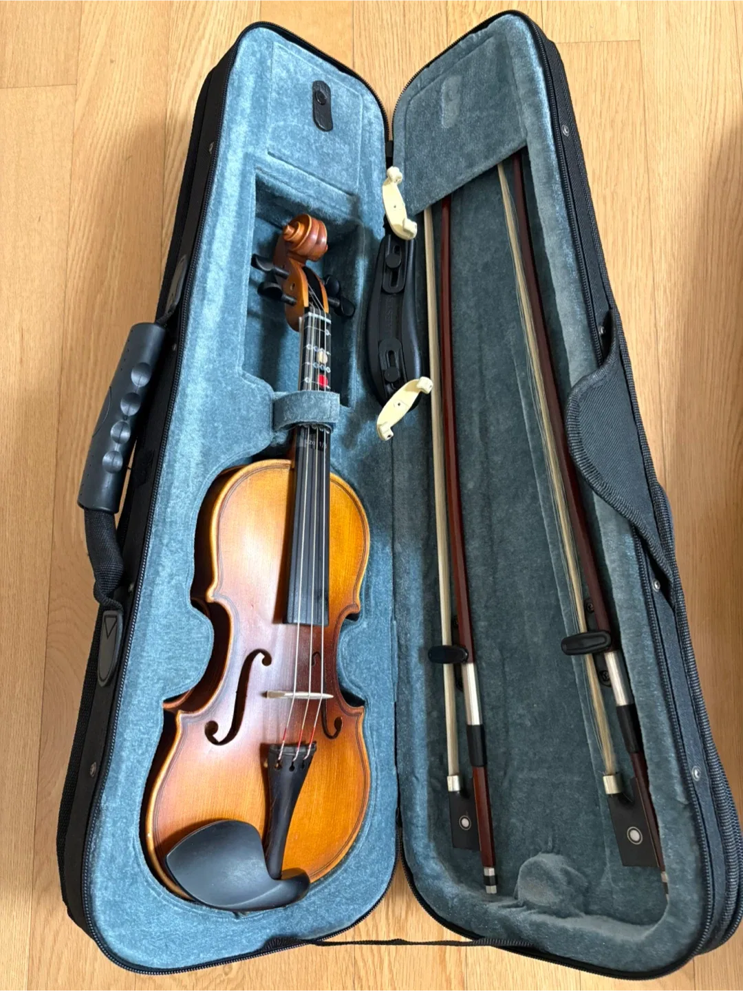 중고 바이올린 활&케이스 포함(1/8. 1/4.2/4)