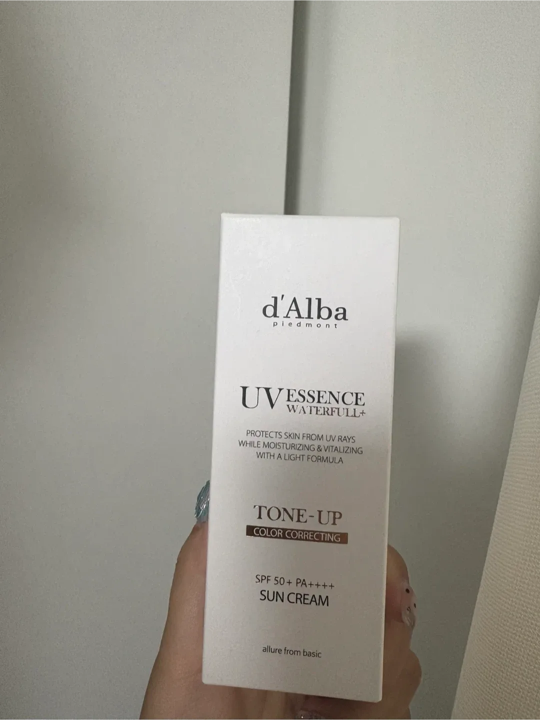 달바 워터풀 톤업 선크림 새상품