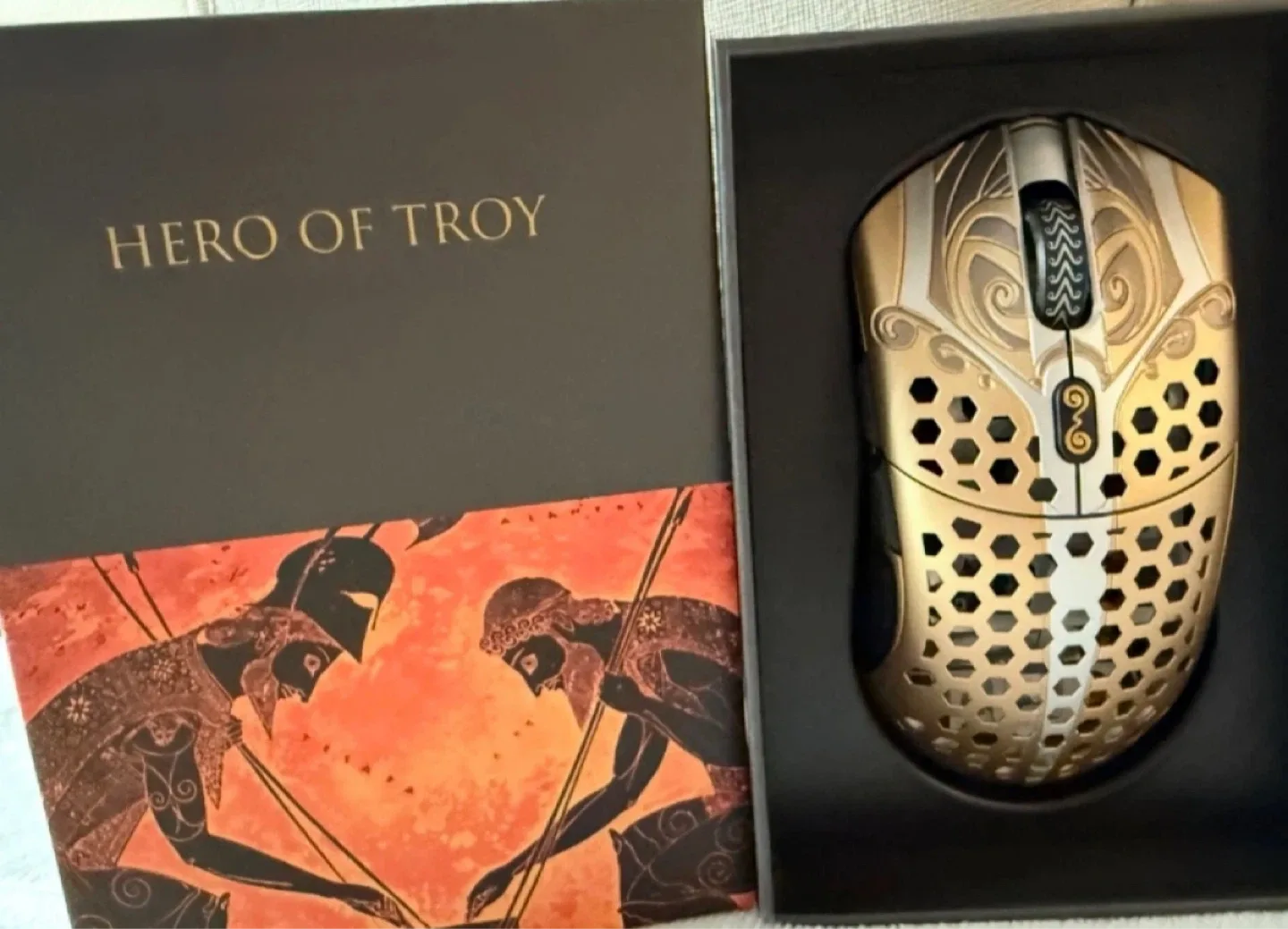 금으로 만든 마우스