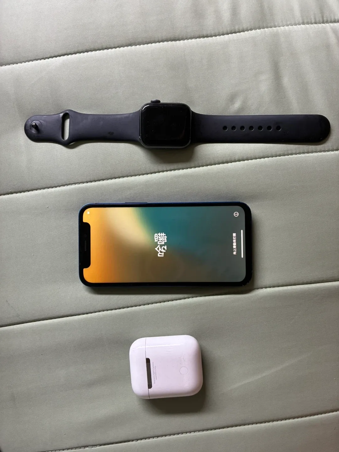 아이폰12 + 애플워치 + 에어팟