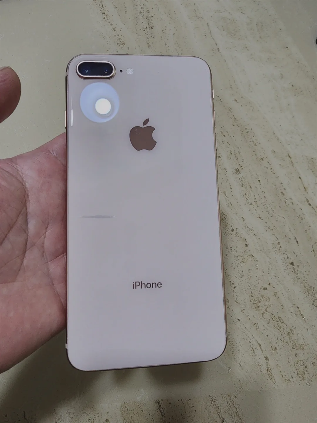 아이폰8플러스 로즈골드 64GB 배터리100% 교체된 S급 중고 스마트폰