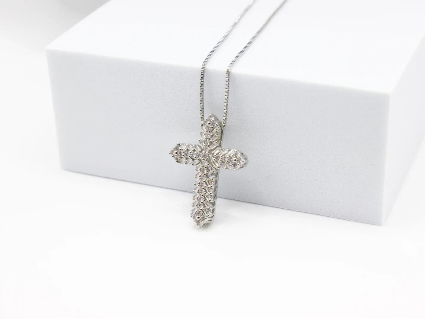 925실버 큐빅 십자가 은목걸이