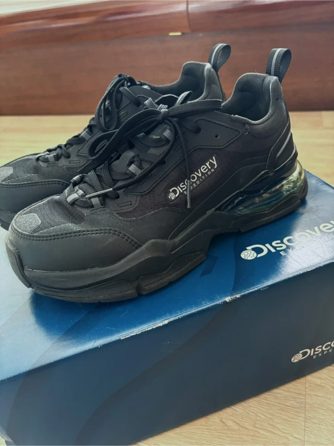 디스커버리 운동화(블랙)250