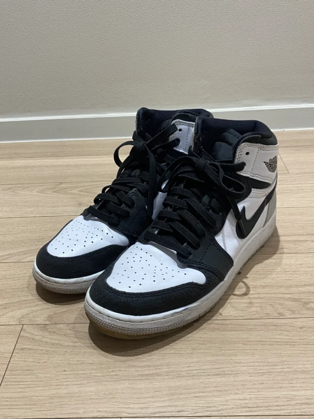 나이키 에어 조던1 하이 / 코트퍼플 / 블리치드코랄 2켤레 판매(중고)