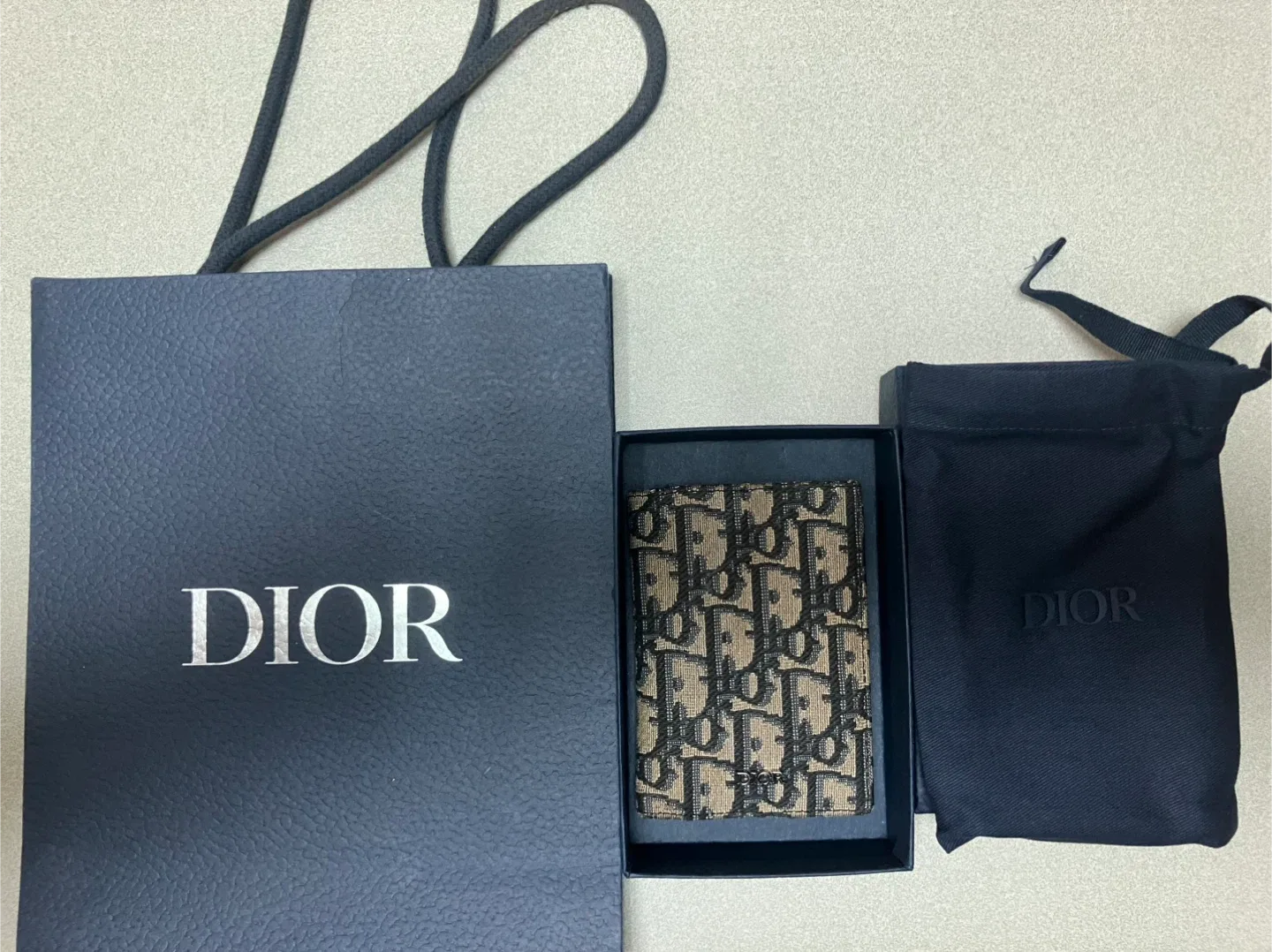 디올 오블리크 카드지갑 중고