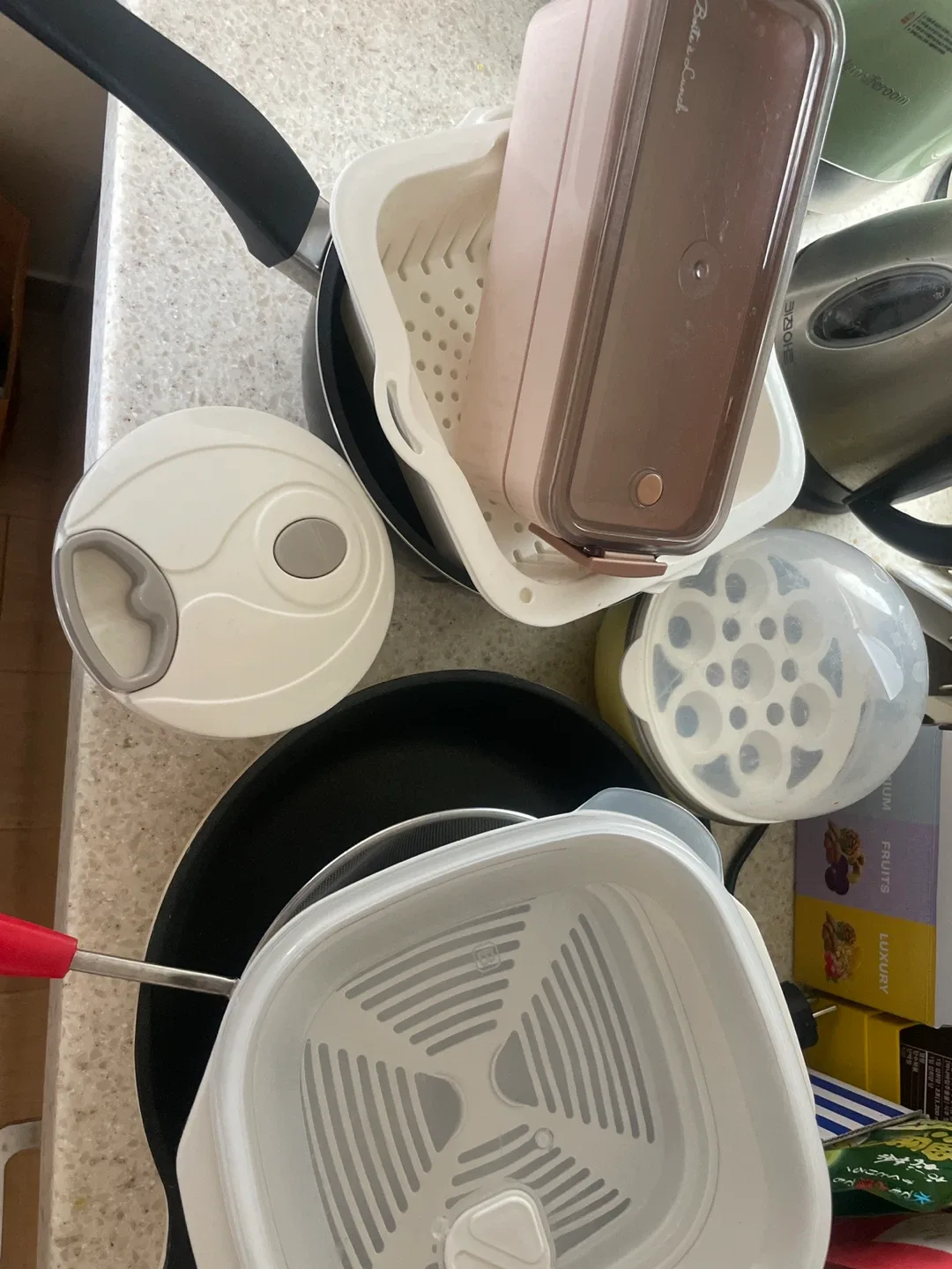 이사이슈로 주방용품 모음처분 다중고입니다