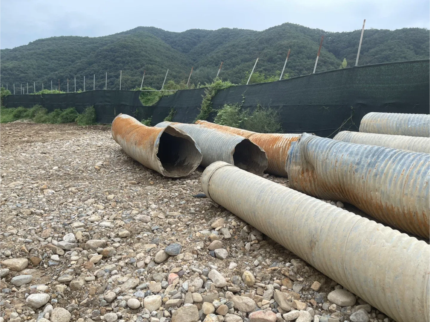 중고 골판지 파이프