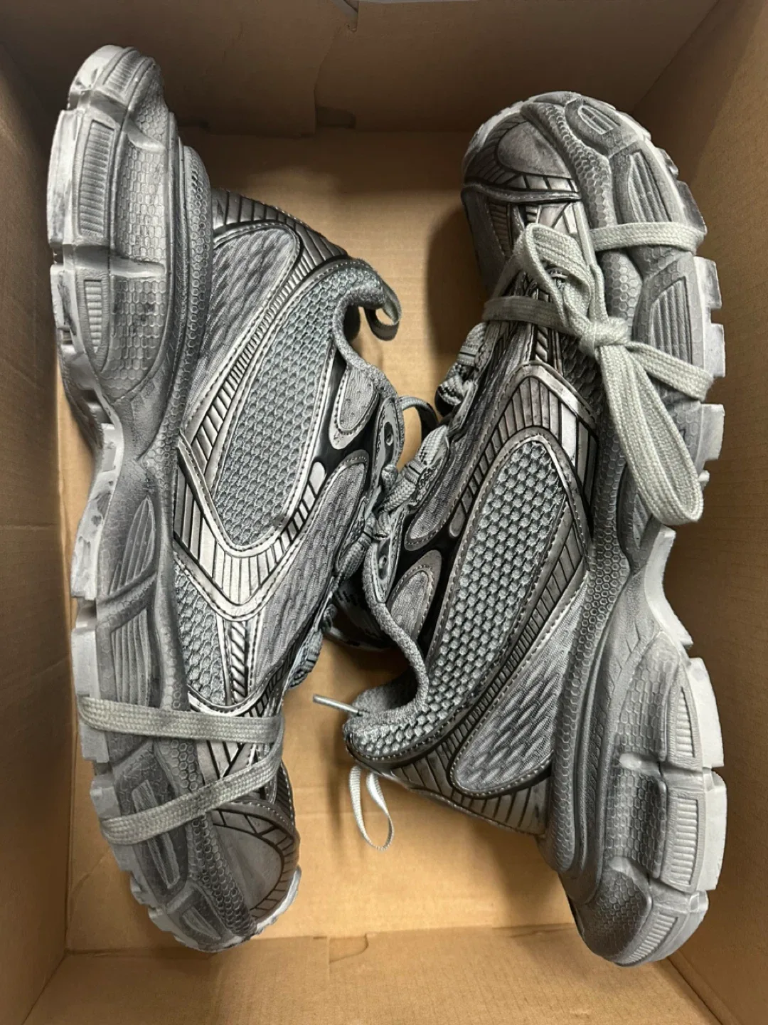 발렌시아가 3XL 270mm(42) 그레이