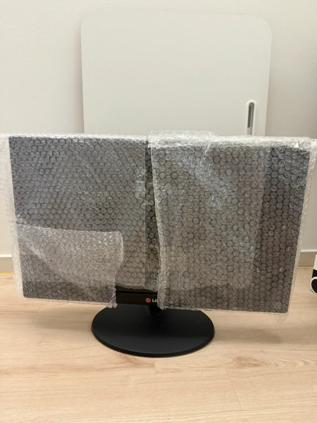 LG 23EN43V 모니터