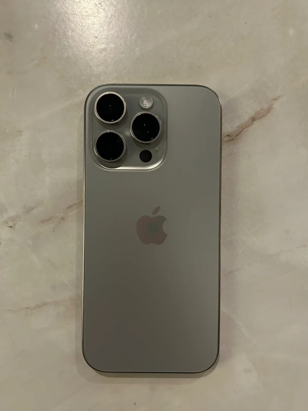 아이폰 16프로 중고폰