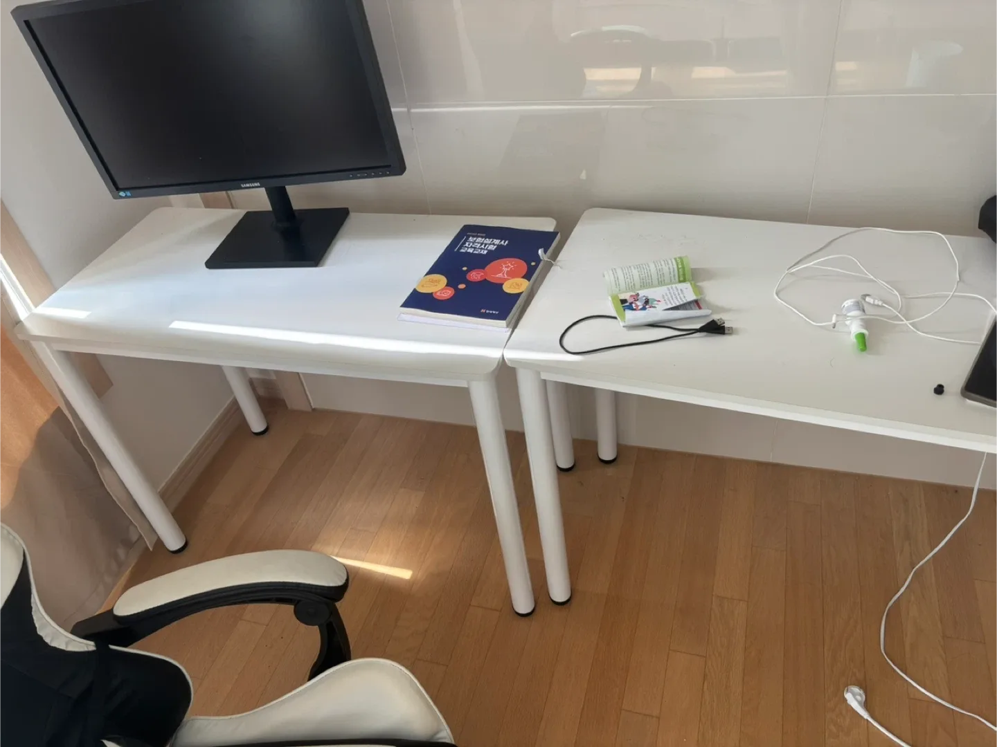 화이트 책상 무료나눔 중고 1000x500