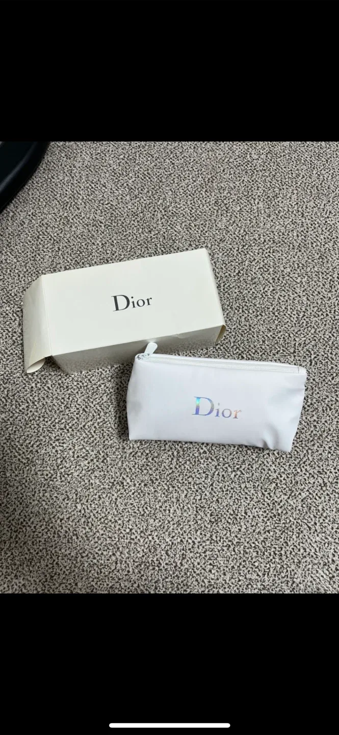 Dior 디올 파우치 (새상품)