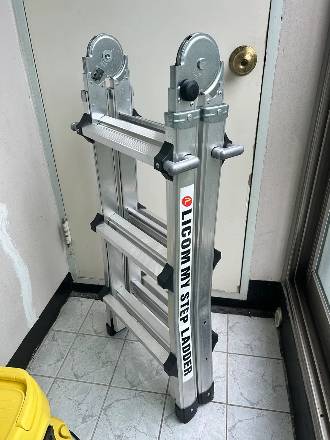 LICOM 접이식 사다리 중고